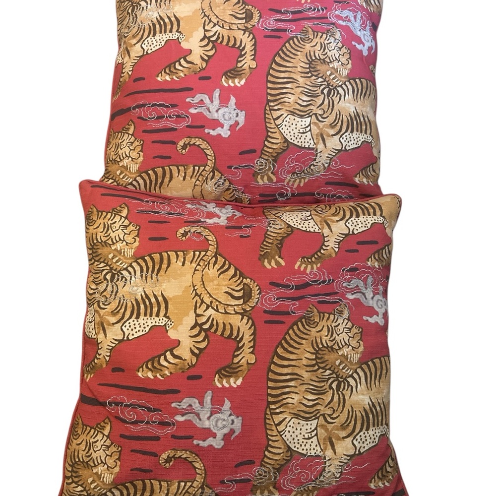 Callisto Tiger Print Decorative Pillow Cover